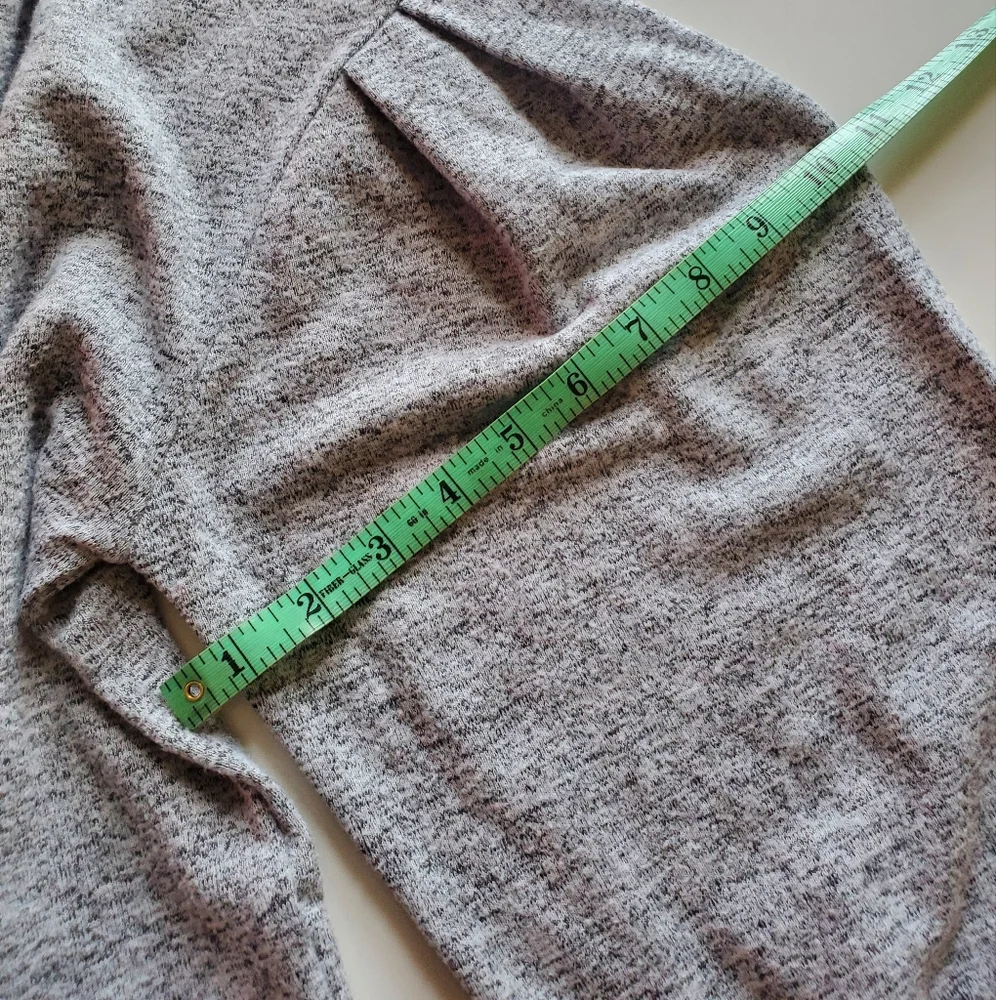 BANANA REPUBLIC SWEATER